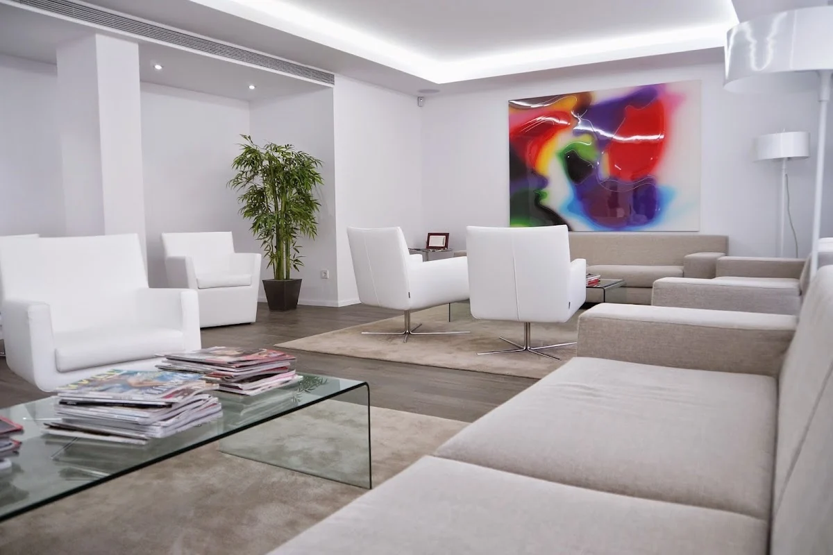 Clínica Dental i2 Dres. Cuadrado Canals | Dentista en Madrid - 2