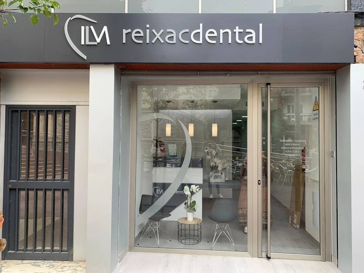Clinica Dental ILM Reixacdental | Implantes | Ortodoncia | Odontopediatria | Endodoncia / Urgencias | Montcada i reixac - 2
