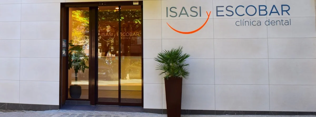Clínica Dental ISASI y ESCOBAR