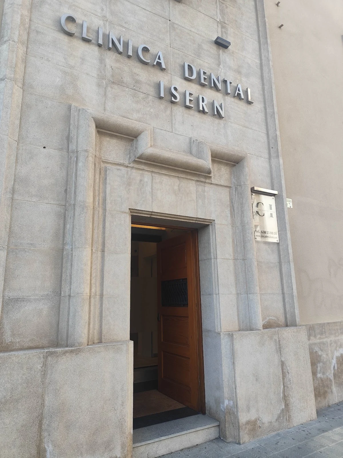 Clínica Dental Isern