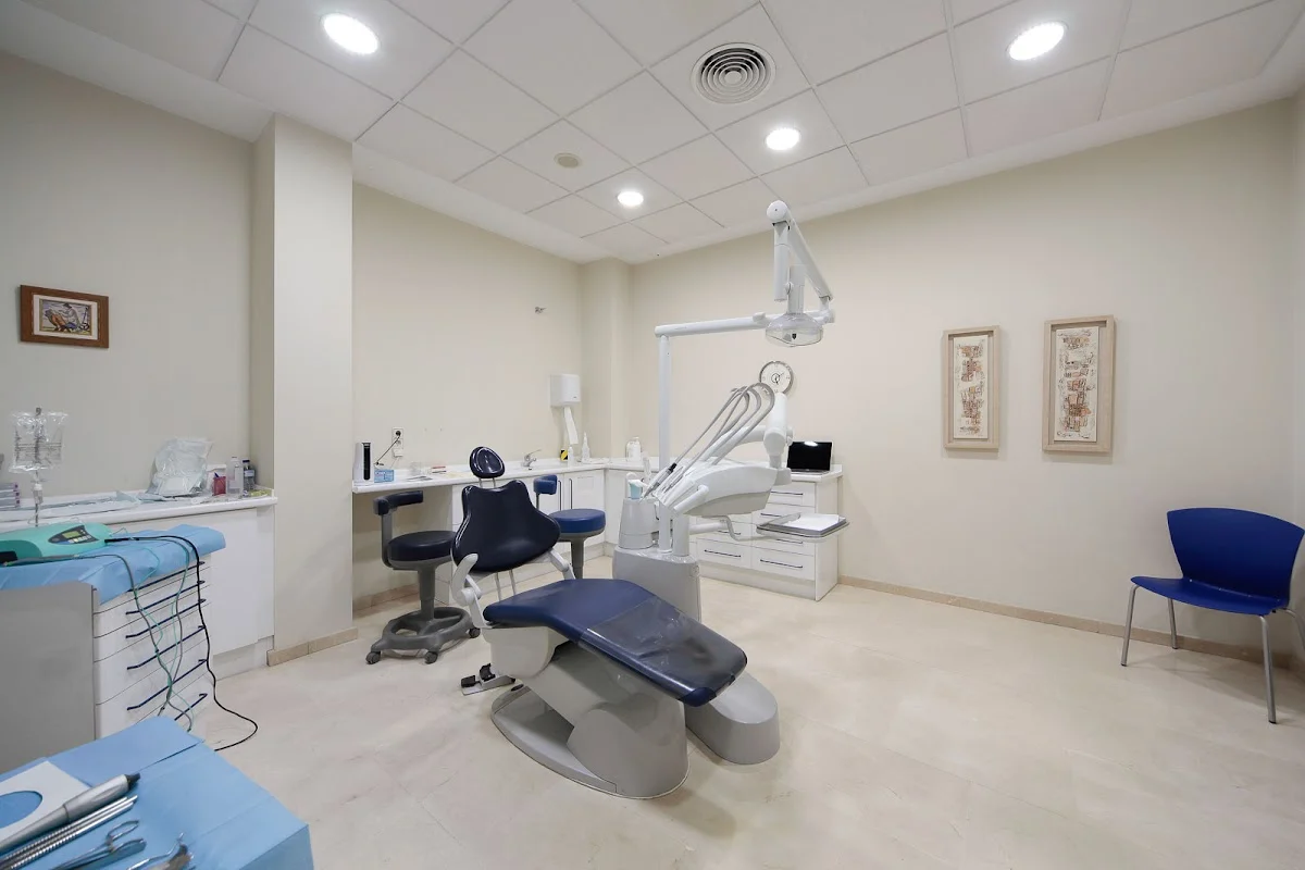 Clínica Dental Iván Morant - 3