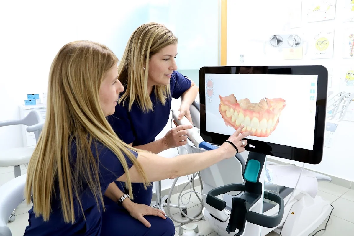 Clínica Dental Juan de la Cierva - 2