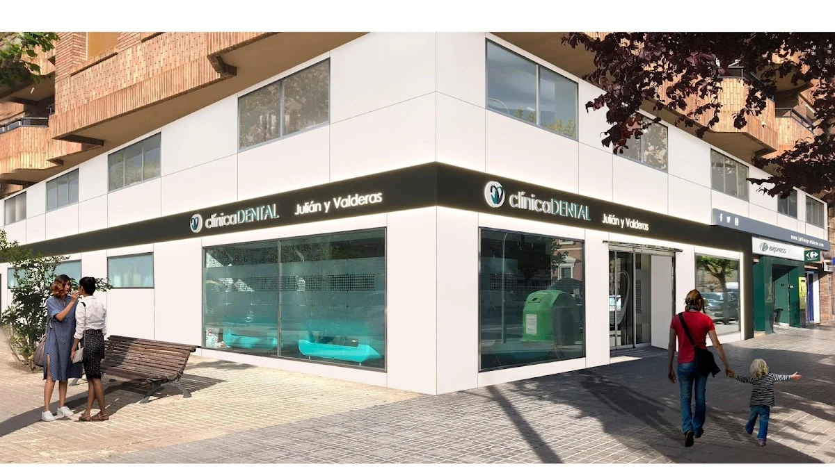 Clínica Dental Julián Y Valderas