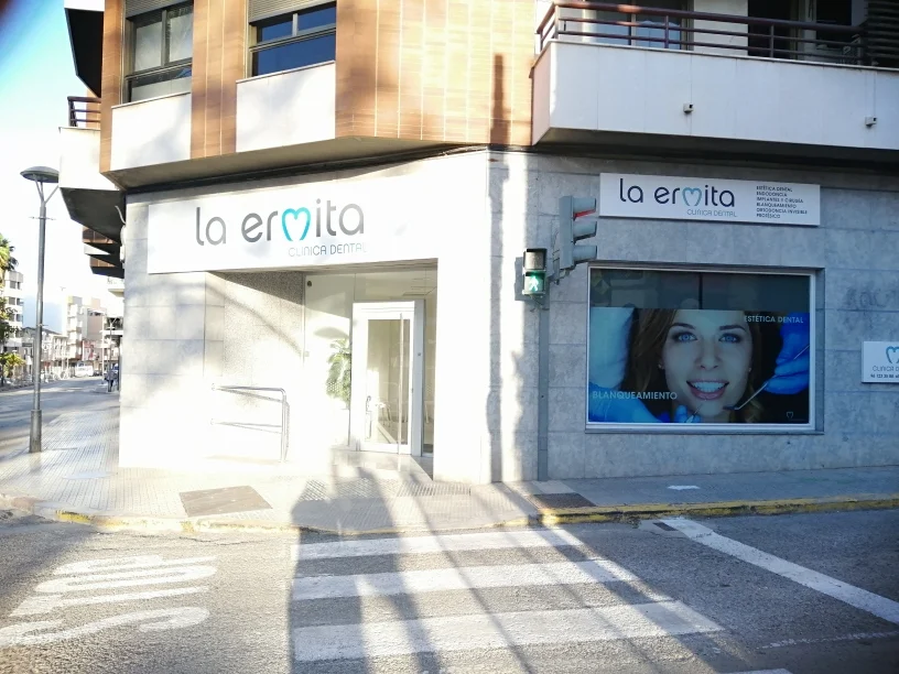 Clínica Dental la ermita Picassent - 2
