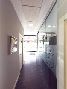 Clínica Dental Landaburu Especialistas en Implantología Dental en Santutxu - 3