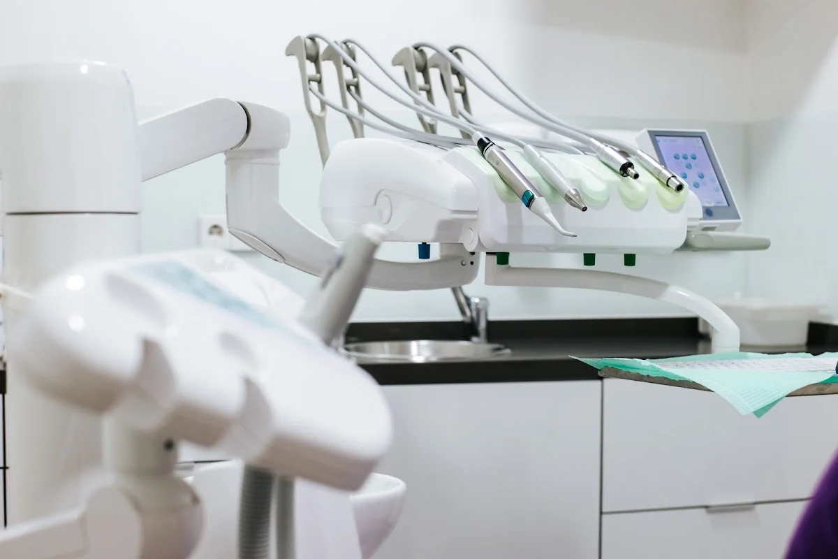Clínica Dental Loeschbor Stancampiano