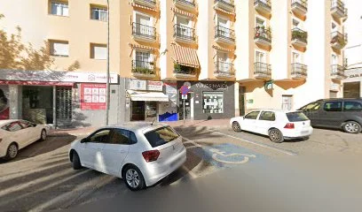 Clínica Dental "Los Angeles" J.A. Lozano