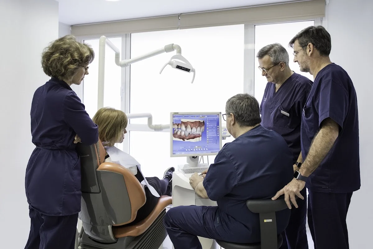 Clínica dental MAEX Indenta - 2