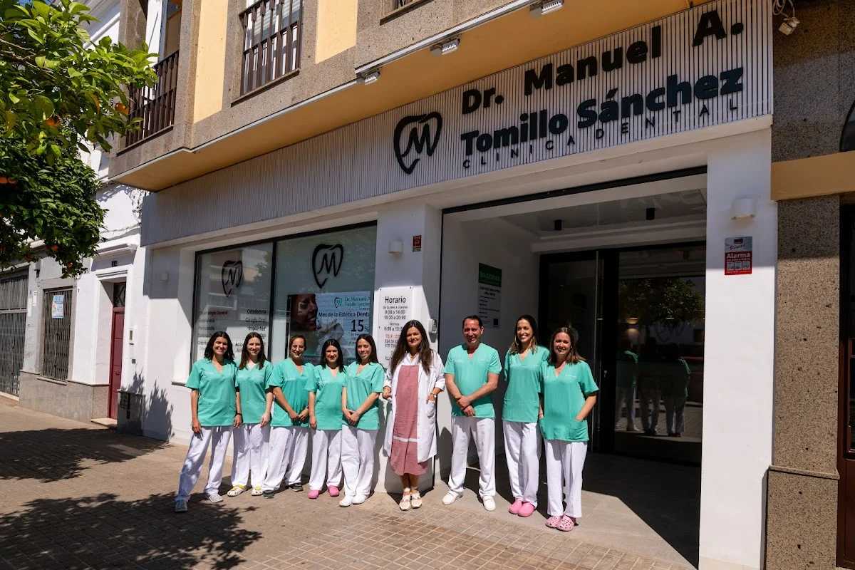 Clínica Dental Manuel A. Tomillo