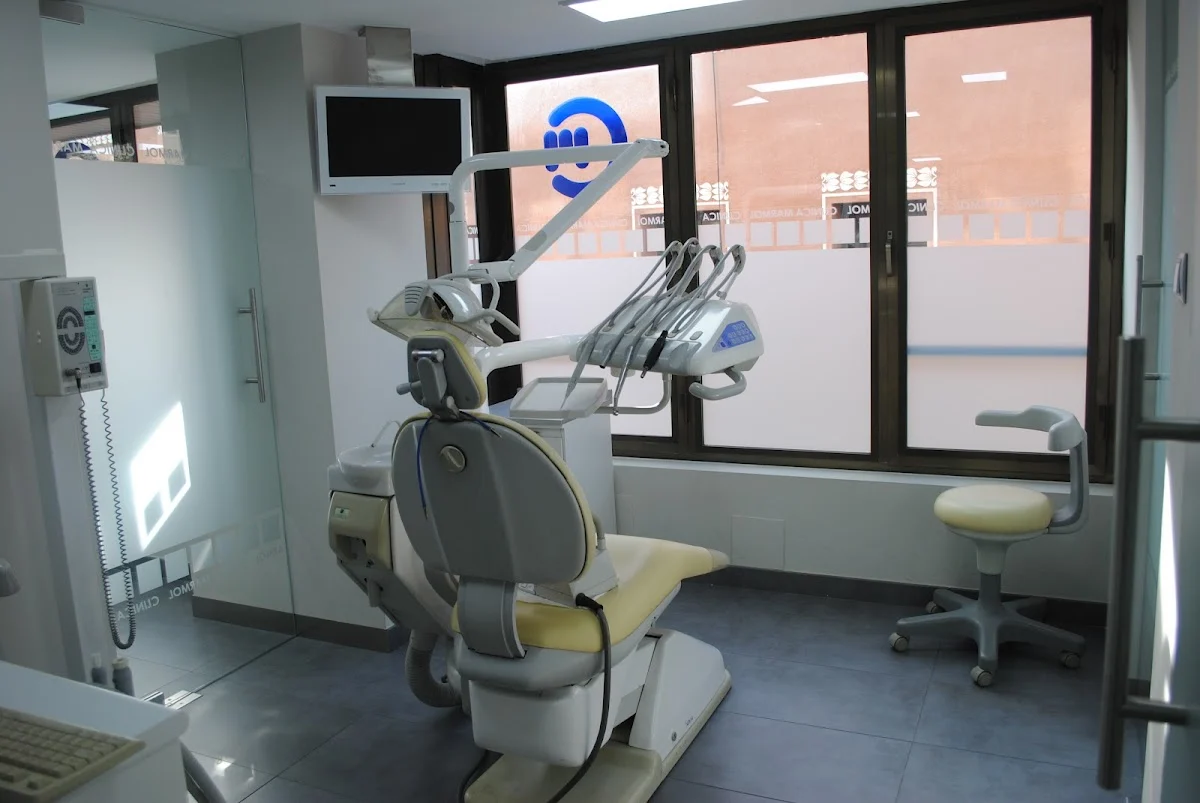 Clínica Dental Mármol - 2