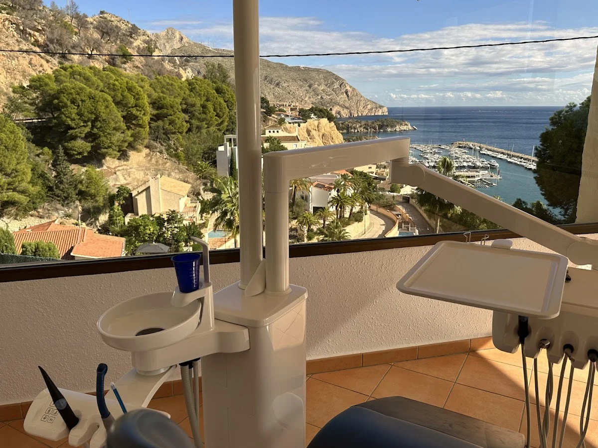 Clinica Dental Mascarat - 2