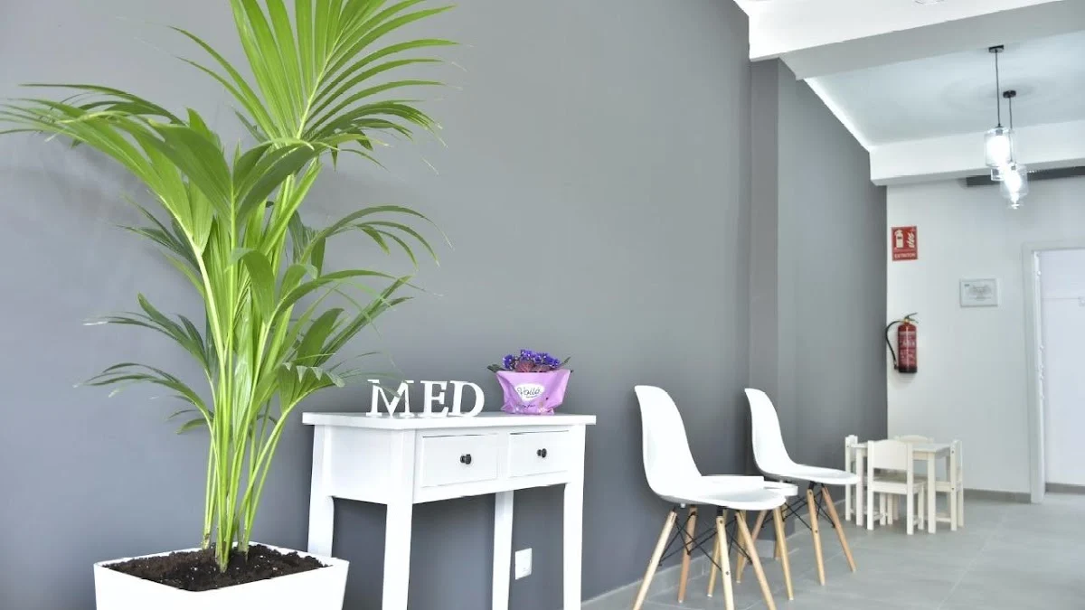 CLÍNICA DENTAL MED