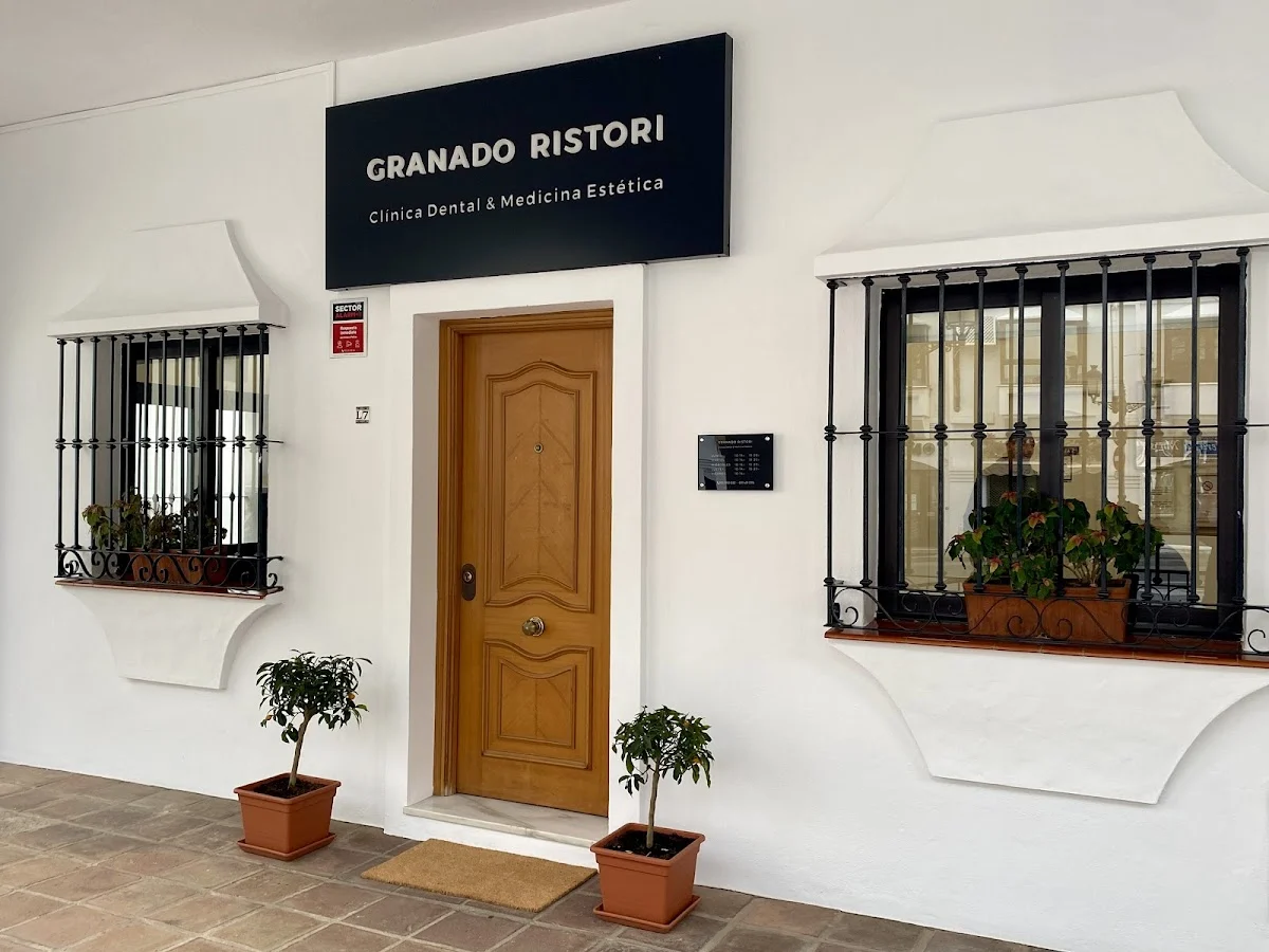 Clínica Dental & Medicina Estética GRANADO RISTORI