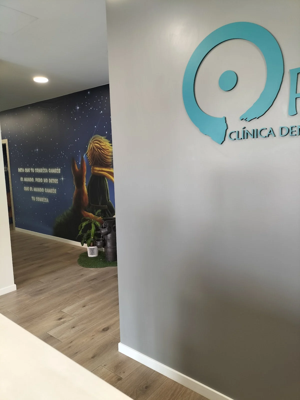 Clínica Dental Menara