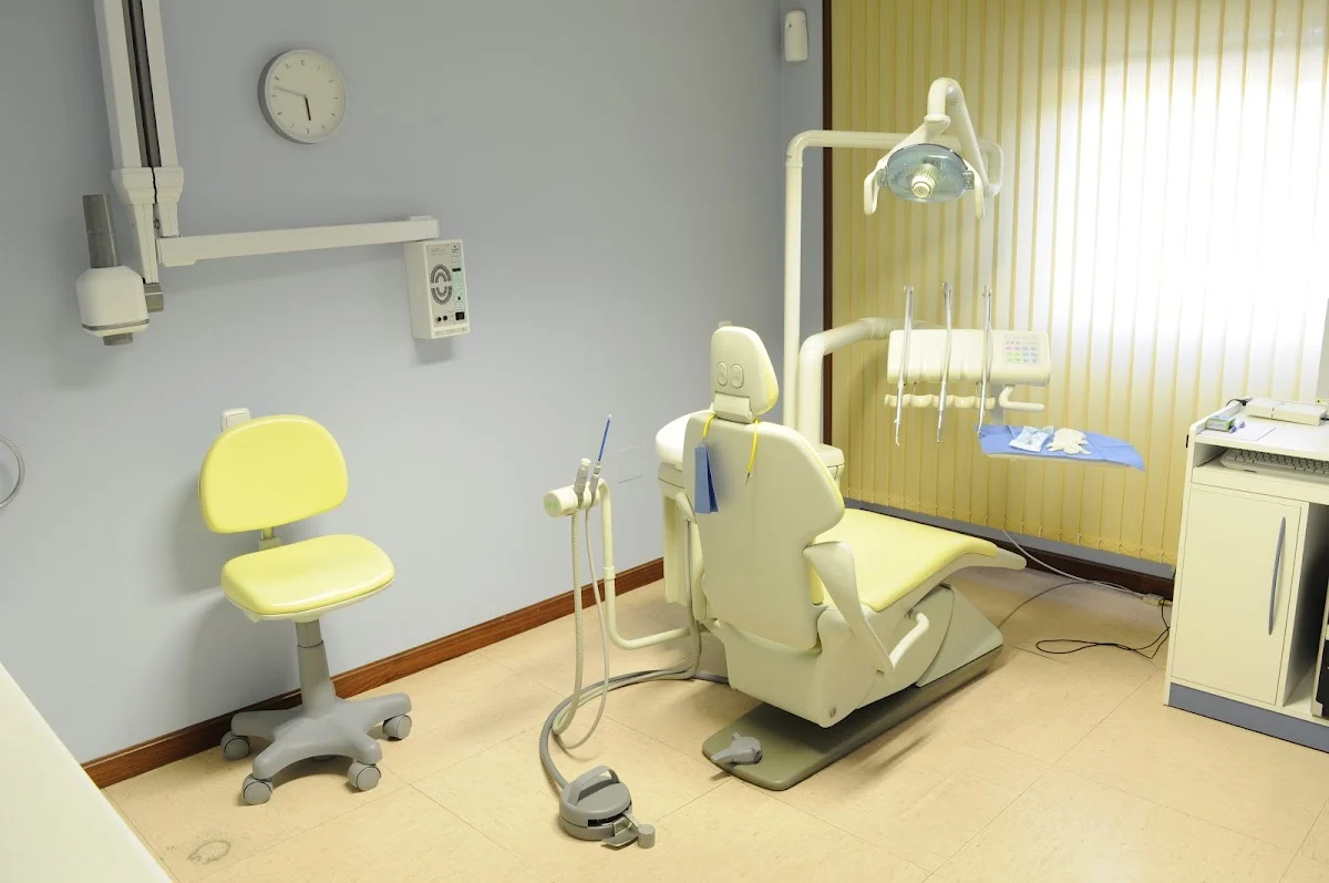CLINICA DENTAL MERLODENT