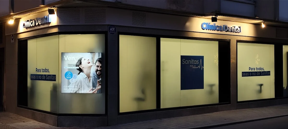 Clínica Dental Milenium Aranda de Duero - Sanitas - 3