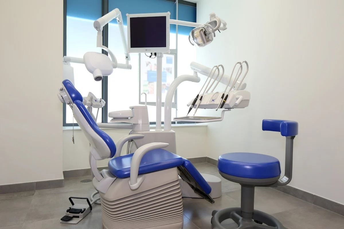 Clínica Dental Milenium Badajoz - Sanitas - 2