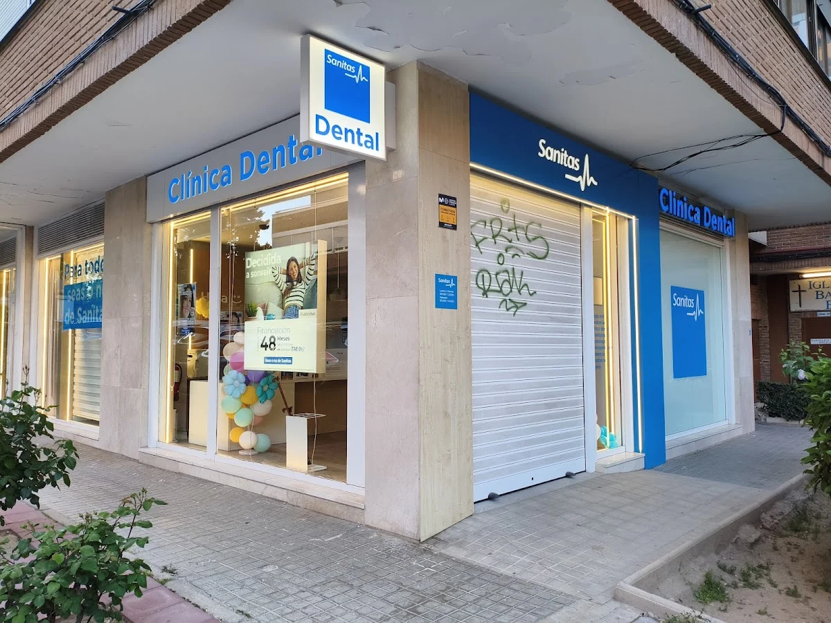 Clínica Dental Milenium Mar de Cristal - Sanitas - 2