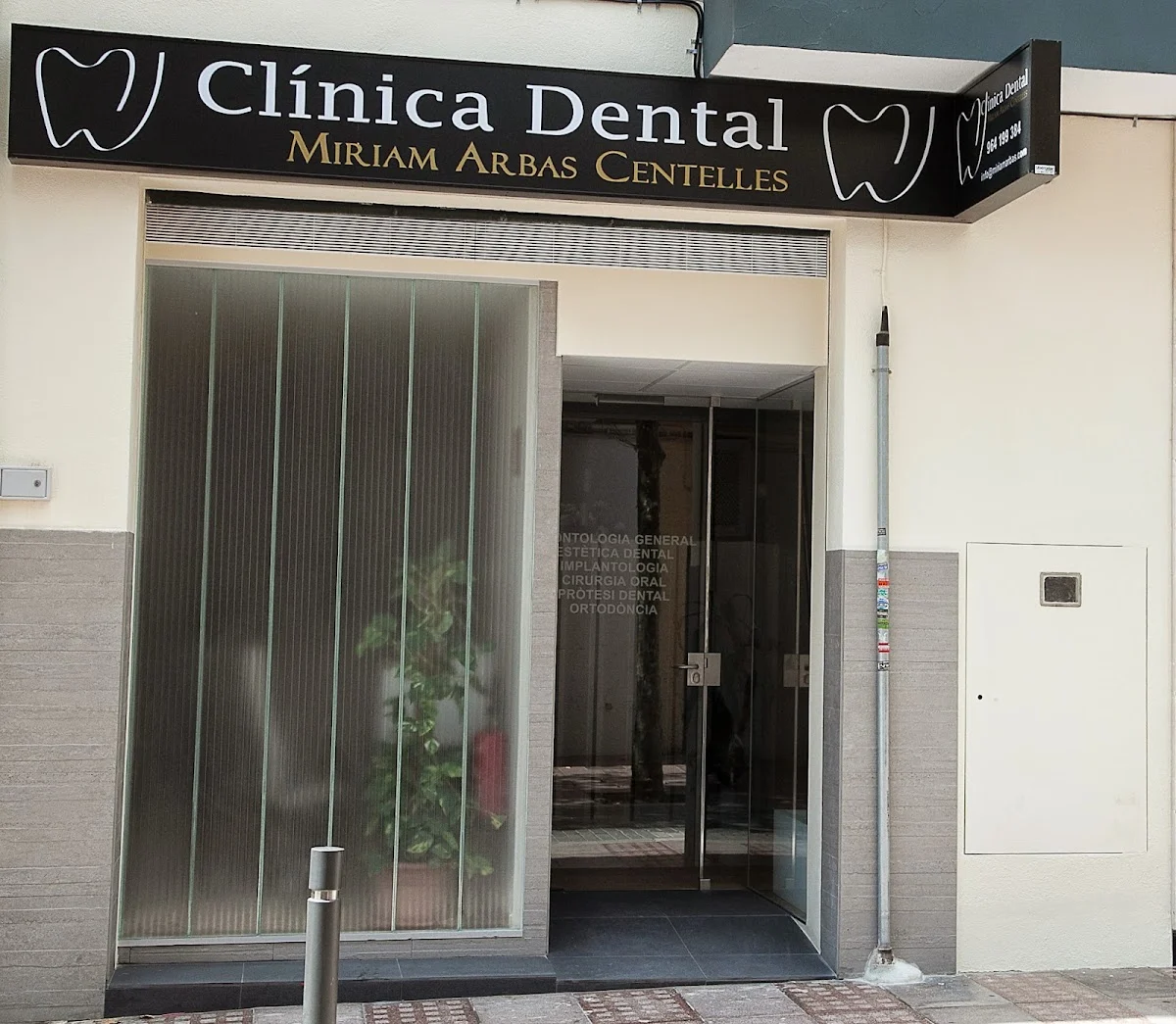 Clínica Dental Miriam Arbas Centelles - 2