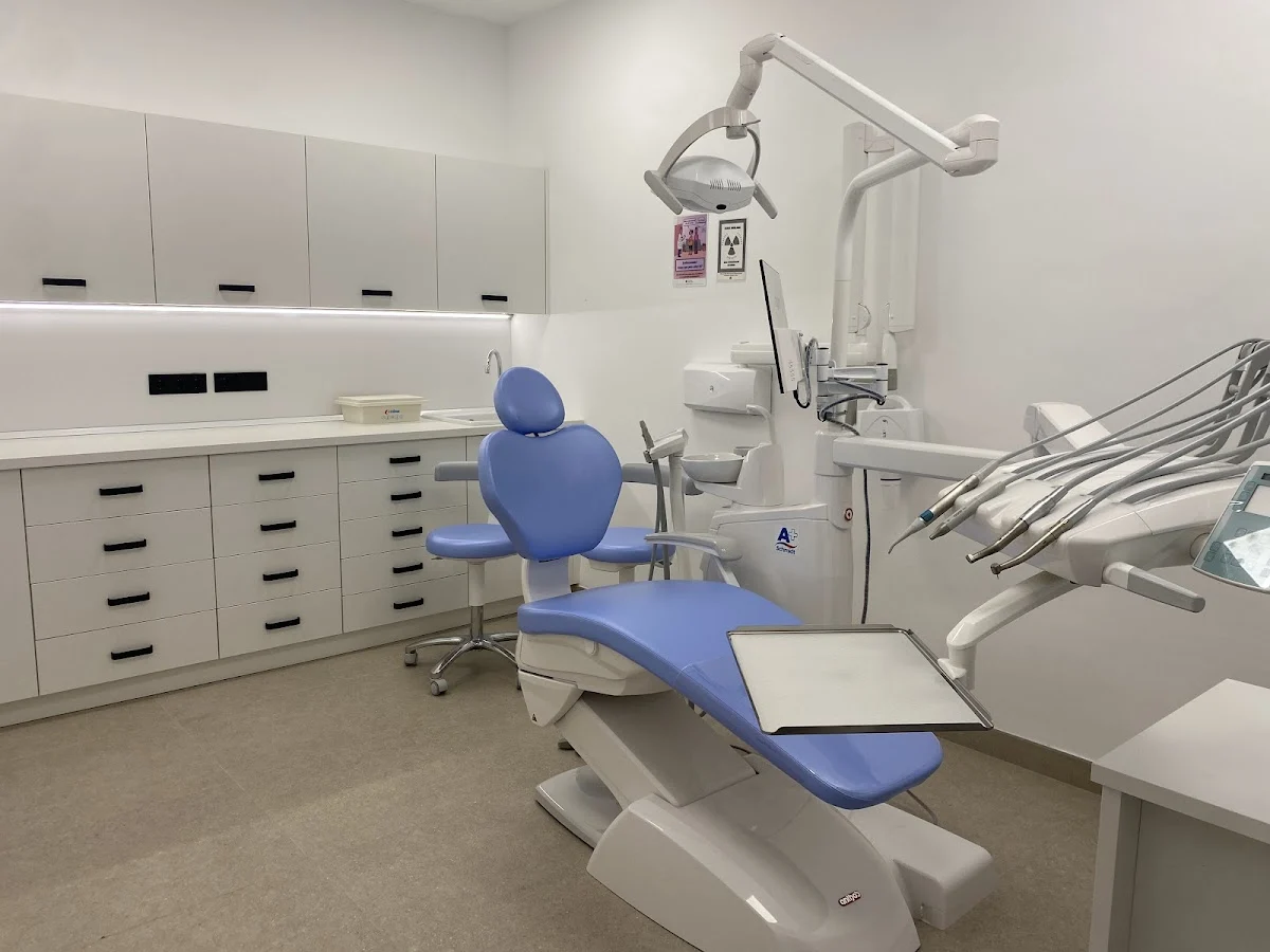 Clínica Dental Montsià - Dentista Amposta