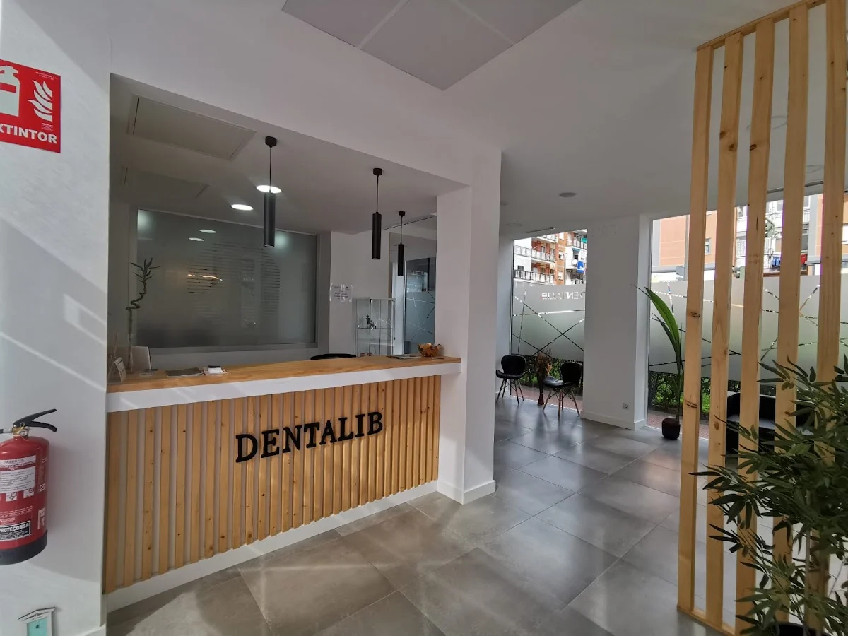 Clínica Dental Móstoles DENTALIB. - 2