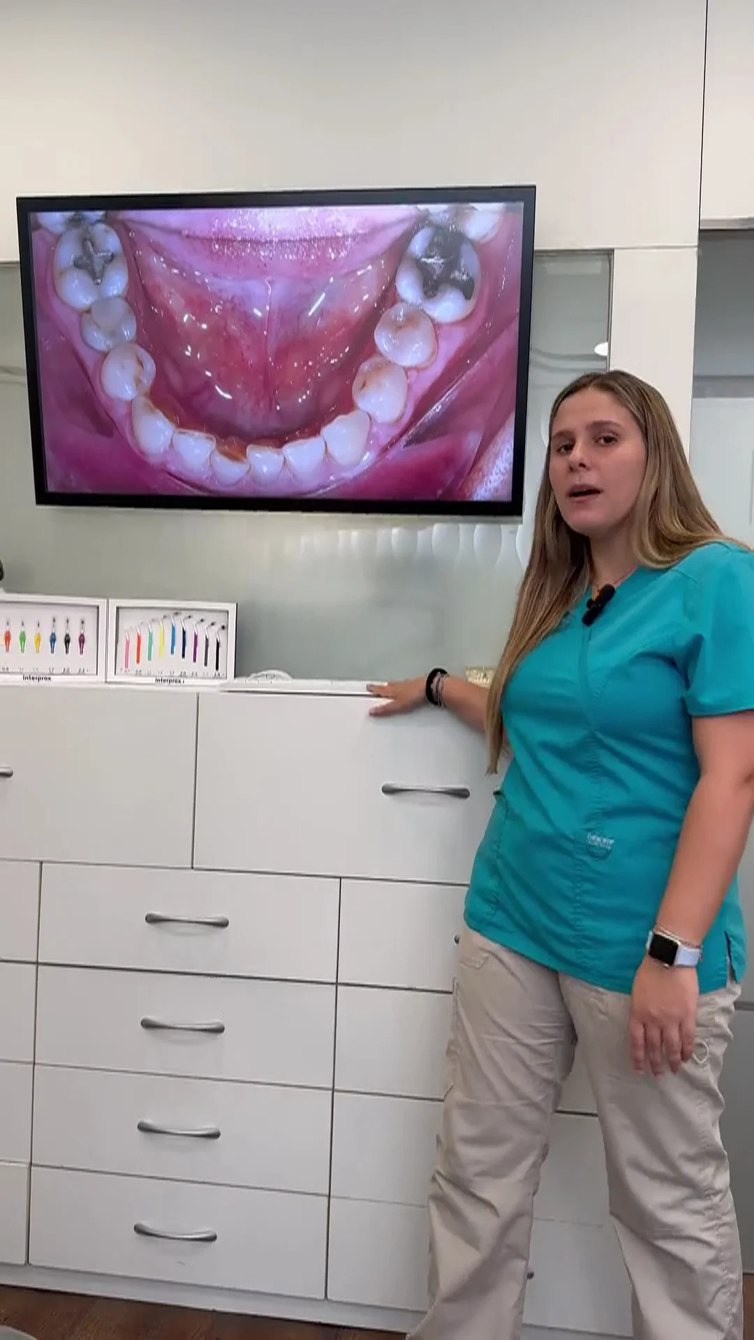 Clínica Dental NATURAL DENT Dra.Montse Granollers i Equip - 2