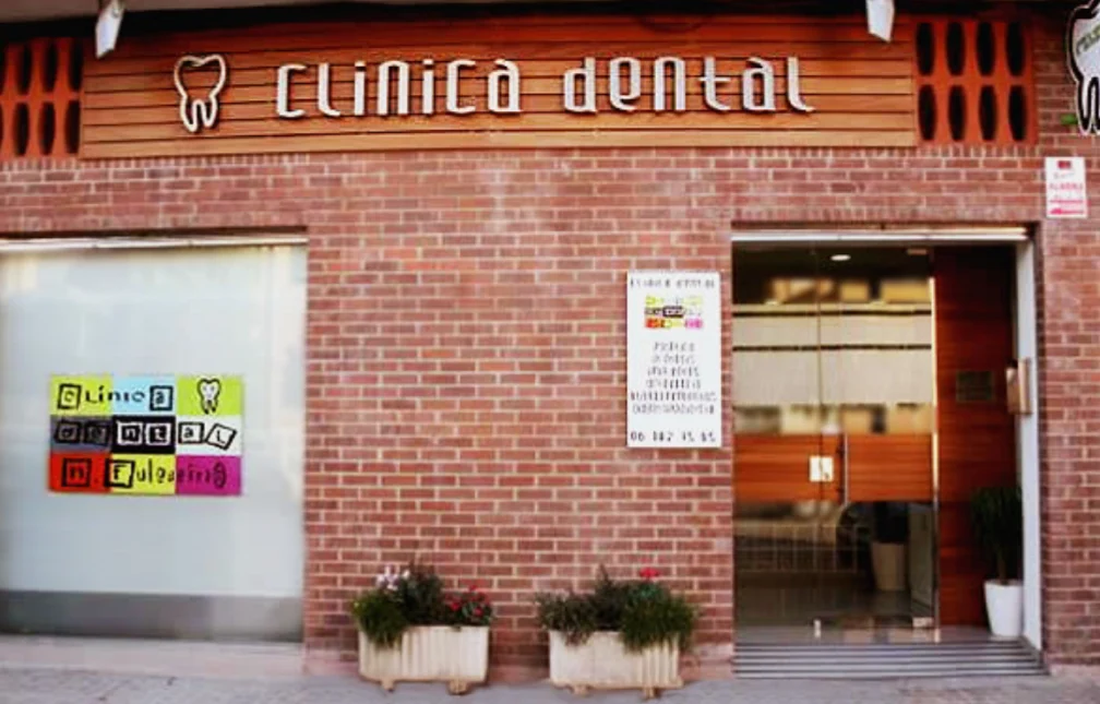 CLINICA DENTAL NEREA FULGUEIRAS