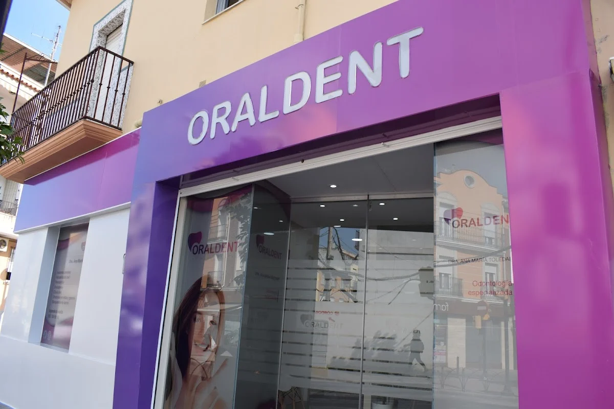 Clínica Dental Oraldent en Lucena