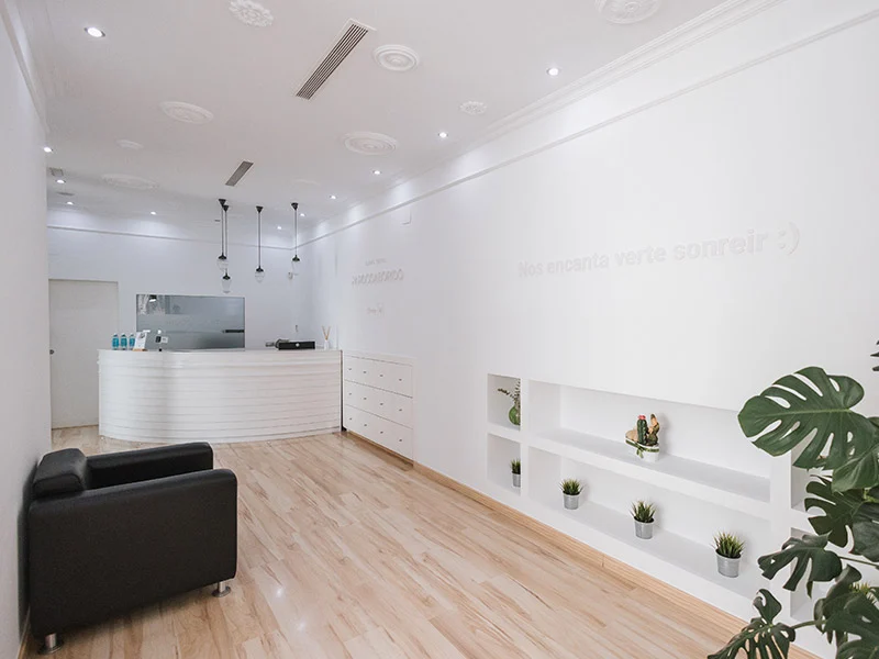 Clínica Dental Pardo Saborido - 2