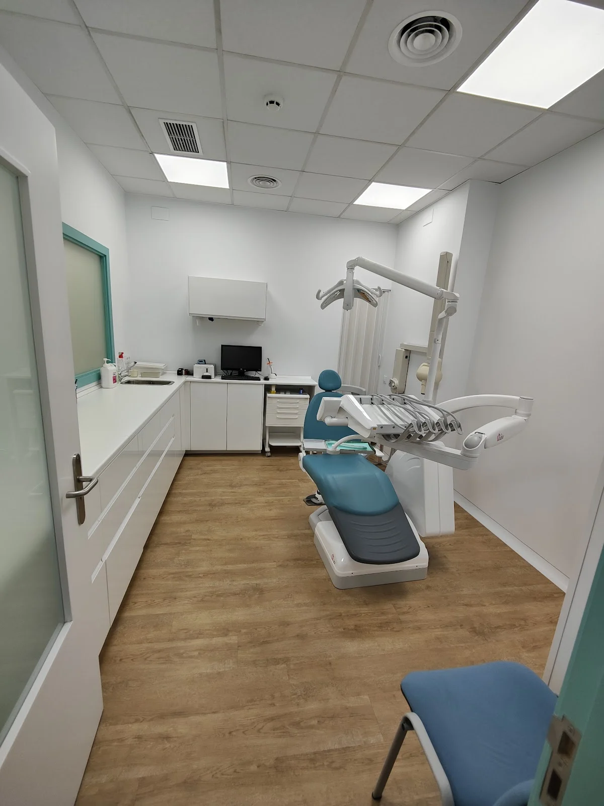 Clínica Dental Peñalara - 2