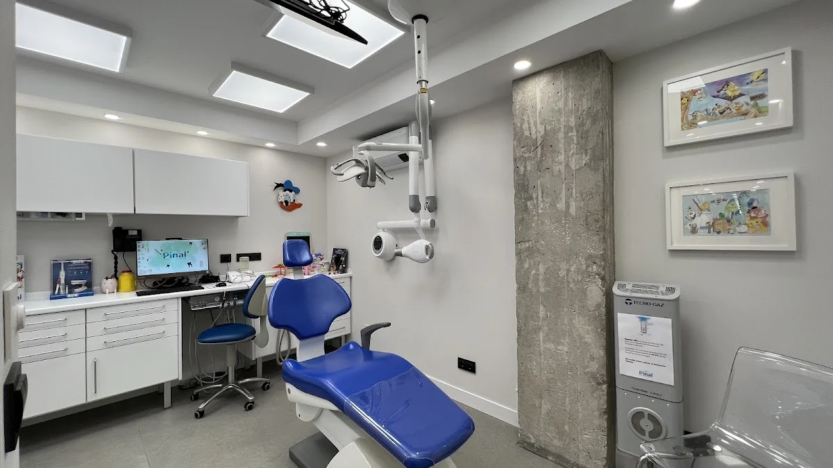 Clinica Dental Piñal - Medicina Bucodental