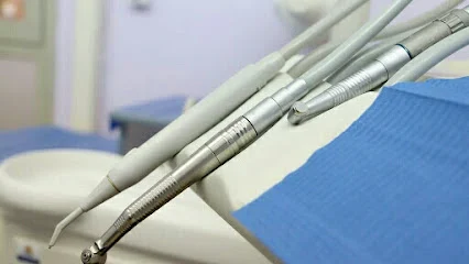 Clínica DENTAL PLAZA MAYOR. Soluciones expertas.