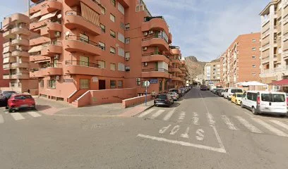 clinica dental puente del rey