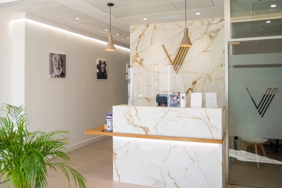 Clínica Dental Puerto de la Torre 🦷 Vidarte Dental - 2