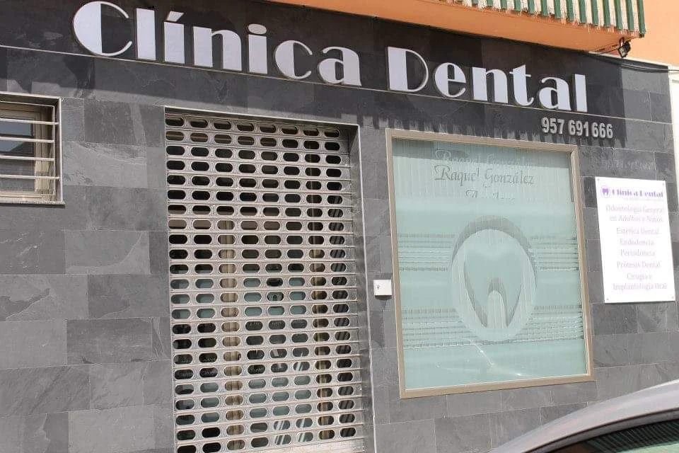 Clínica Dental Raquel Gonzalez Aguilera