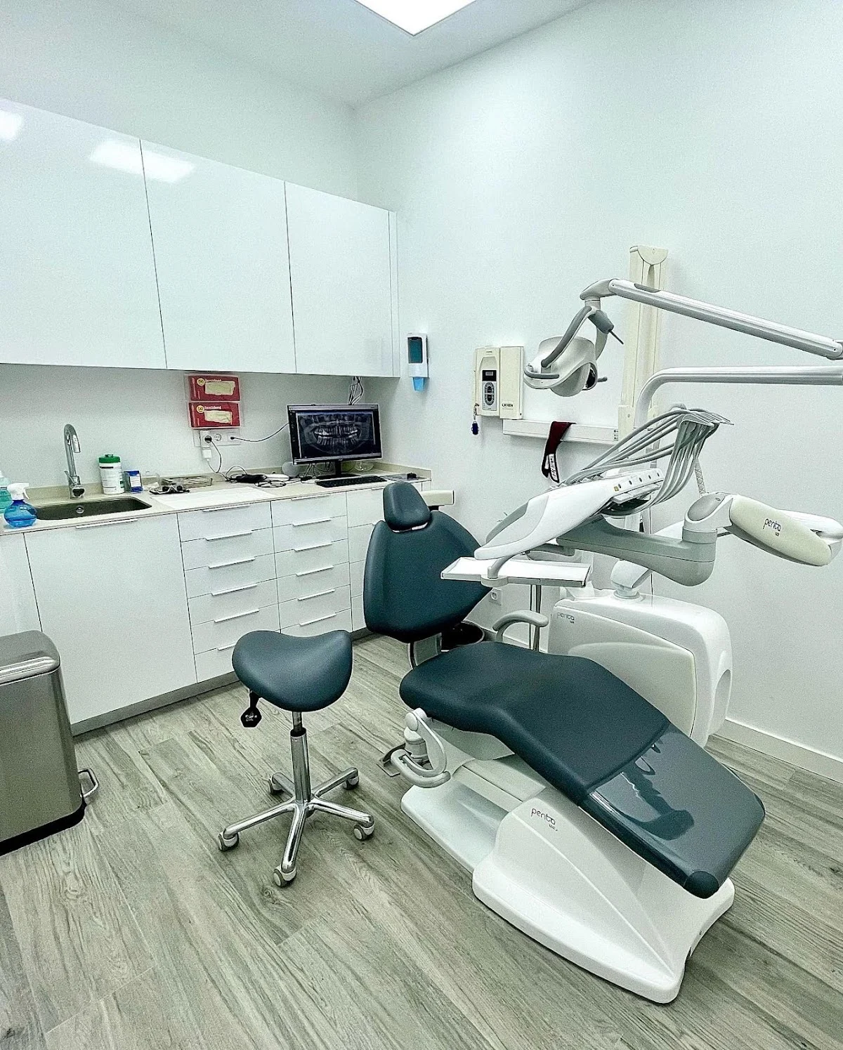 Clínica Dental Restrepo - Centro Odontológico