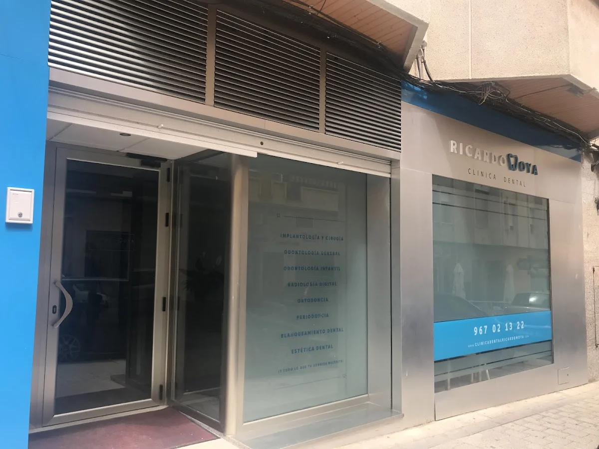 Clínica Dental Ricardo Moya