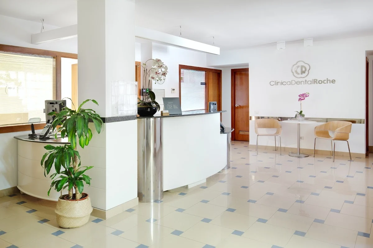 Clínica Dental Roche