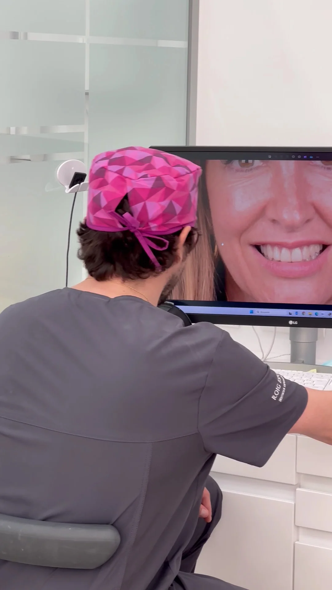 Clínica Dental Roig Espona Clinic | Dentista en Poble Nou - 2