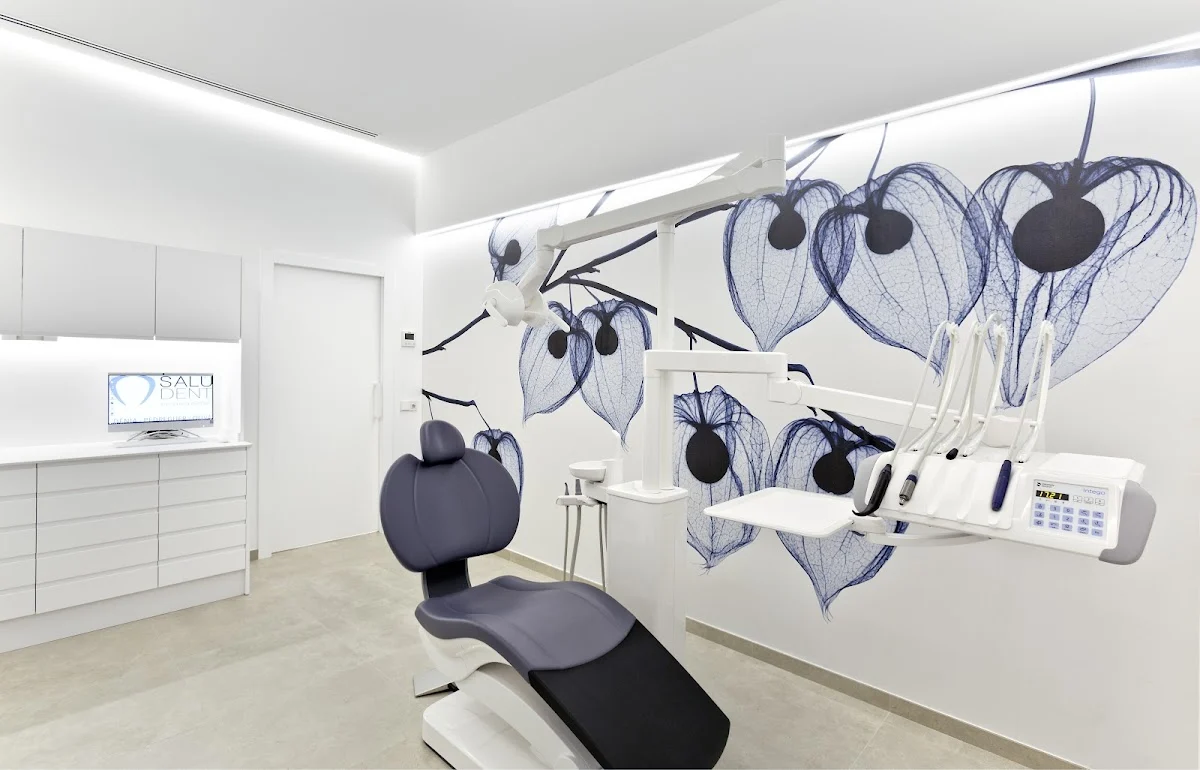 CLÍNICA DENTAL SALUDENT DENIA - 2
