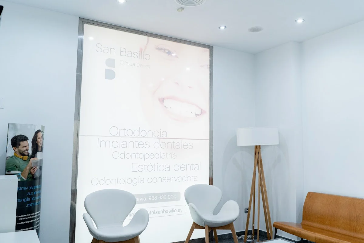 Clínica Dental San Basilio - 2