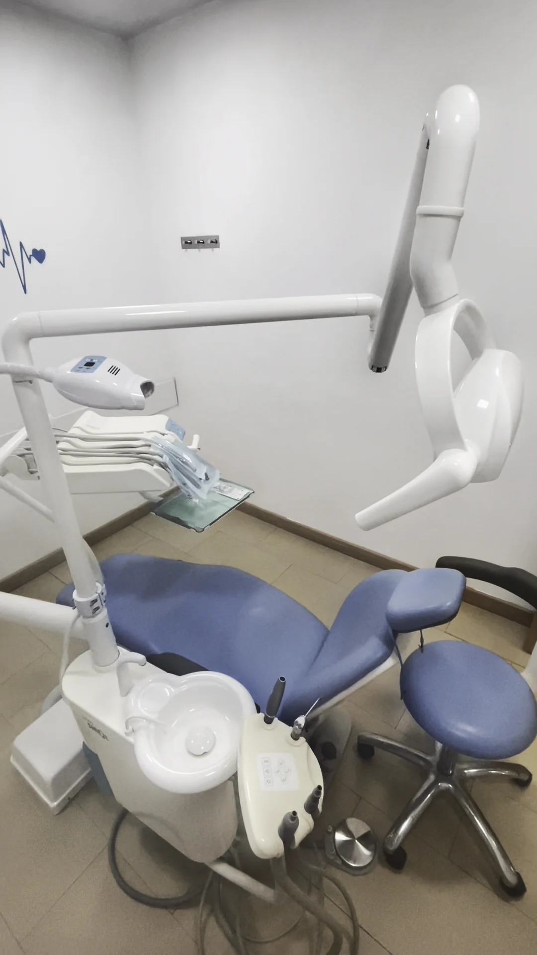 Clinica dental Santa Anna - Barcelona | Ortodoncia invisible | Implantes dentales - 3