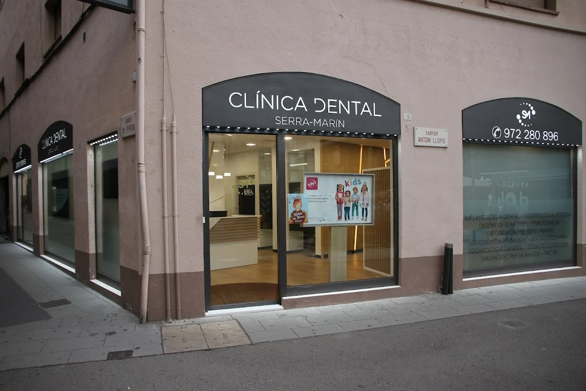 Clínica Dental Serra-Marín - 2