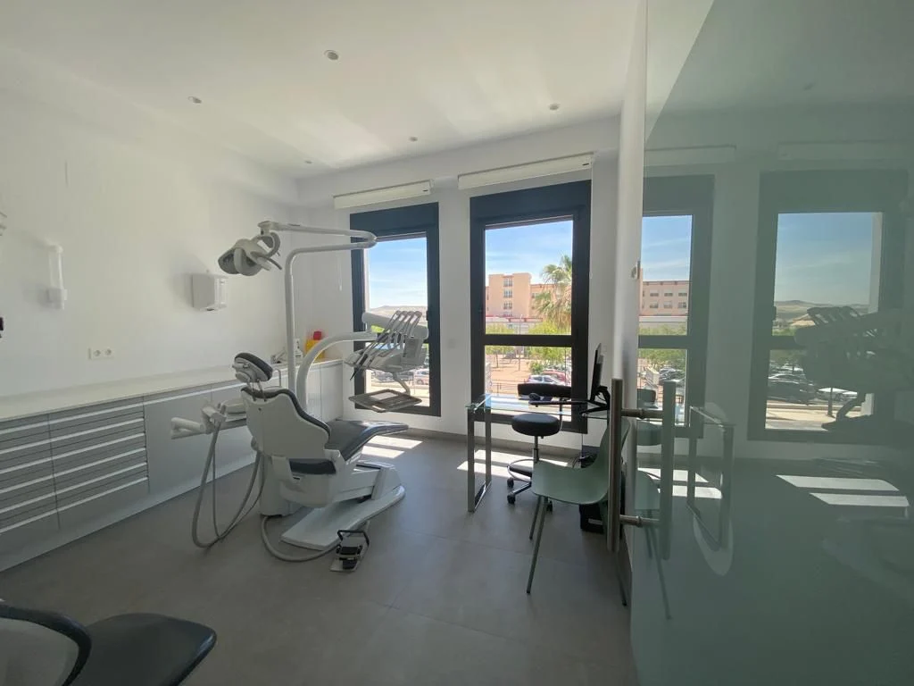 Clínica Dental SevillaDiez - 2