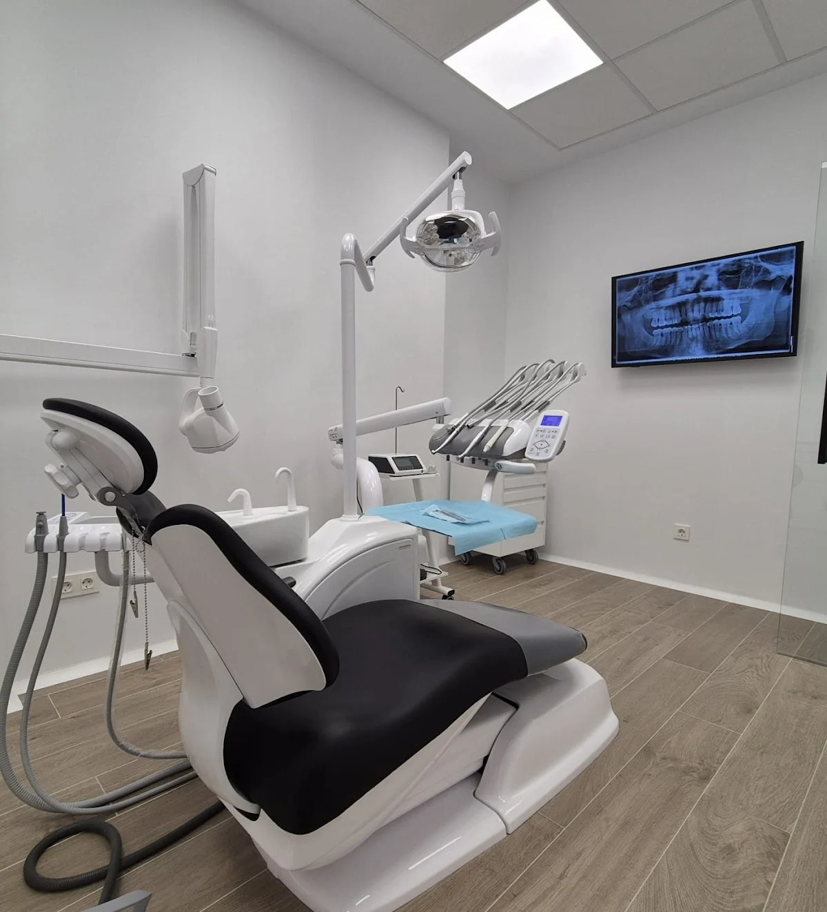 Clínica Dental Simón Ruiz - 2