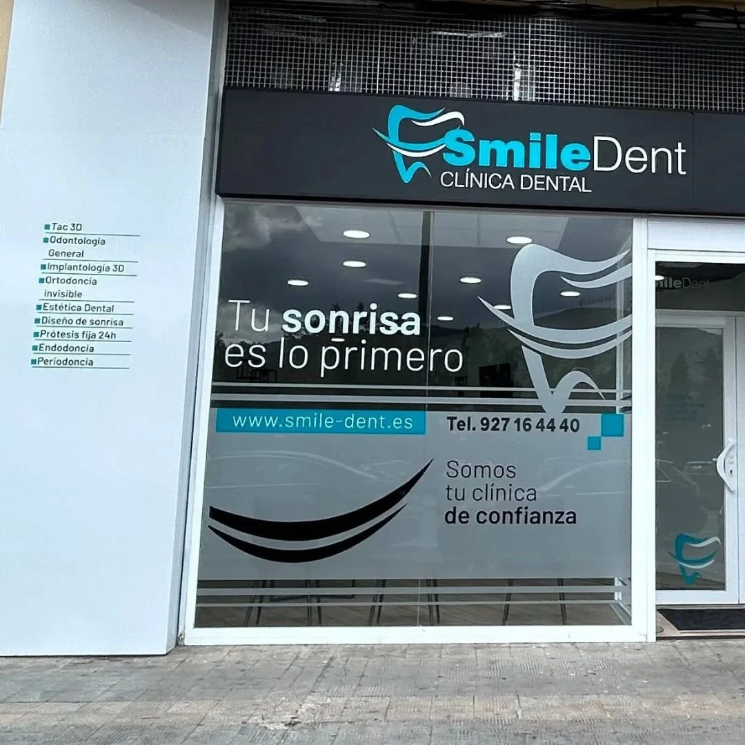 Clínica Dental SmileDent Plasencia