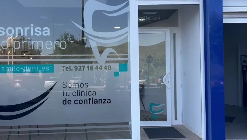 Clínica Dental SmileDent Plasencia - 2