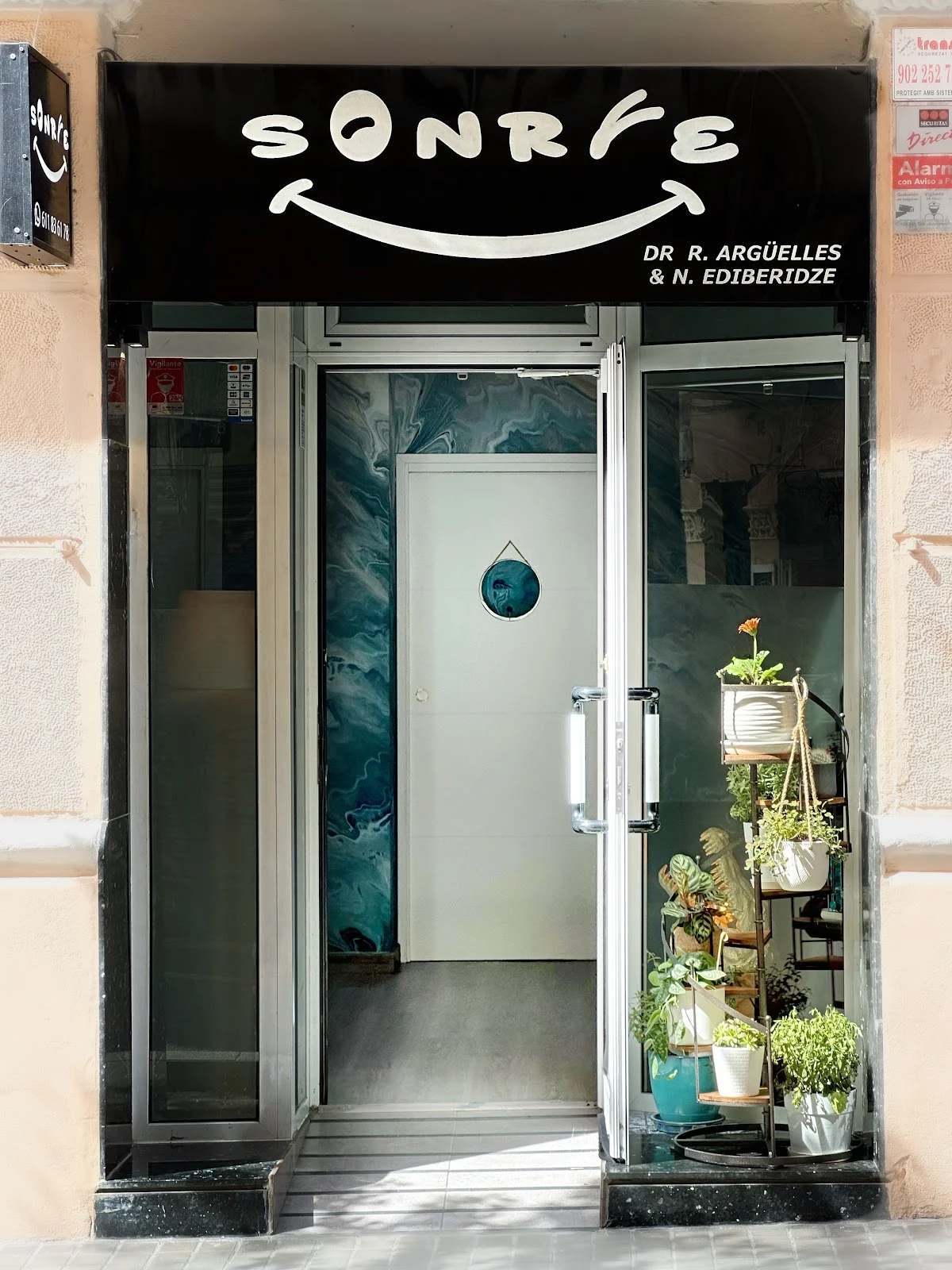 Clínica Dental Sonrie