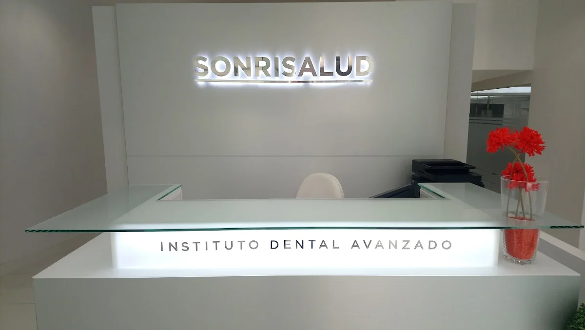 Clínica Dental Sonrisalud Tudela - 2