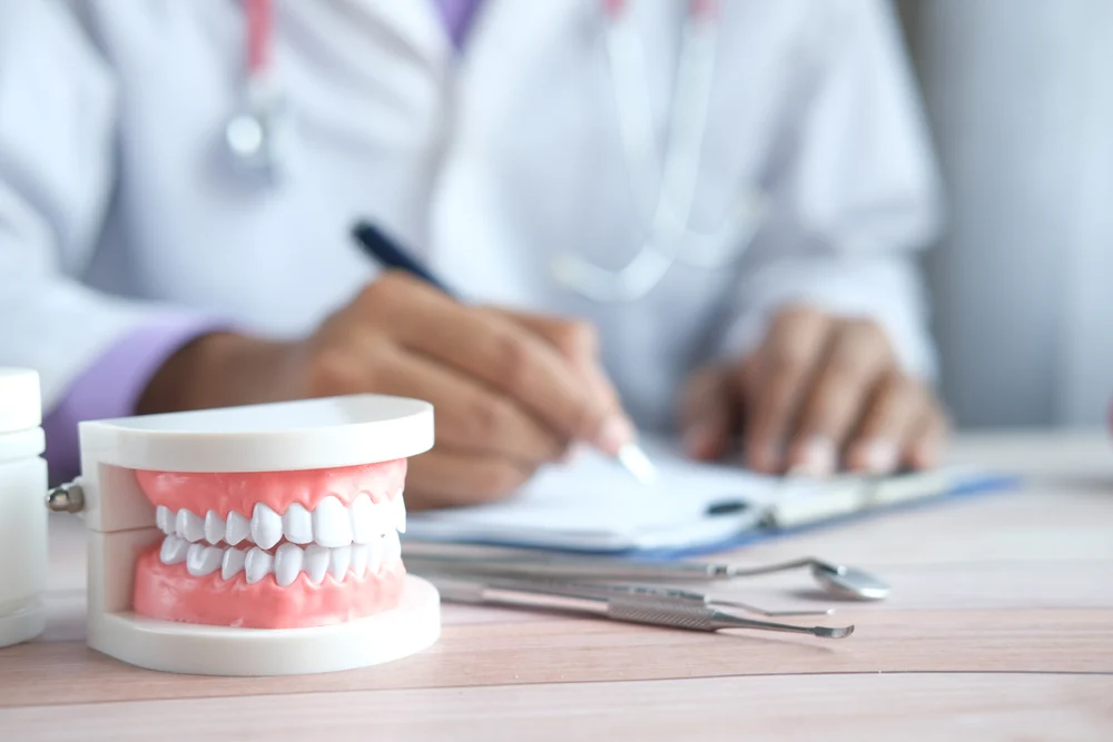 Clínica Dental Sonrisas - Corrales Dental - Badajoz - 2